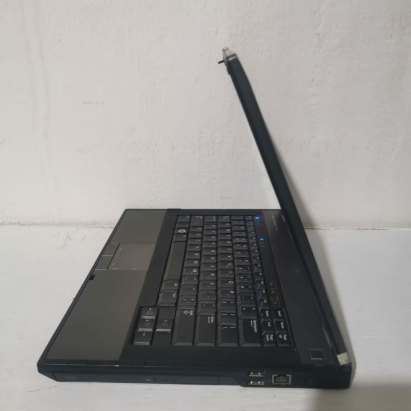 Laptop Dell Latitude E5410 intel Cor i5  Ram 4GB HDD 500GB Os. Windows  Mulus