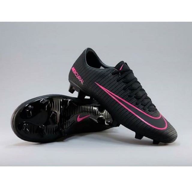Nike Mercurial Vapor XI Blackout Soccer 
