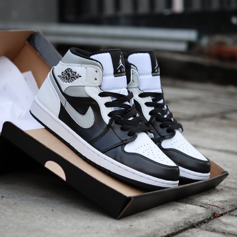 Jordan 1 mid white shadow / Sepatu nike / Sepatu Air jordan / Sepatu Pria