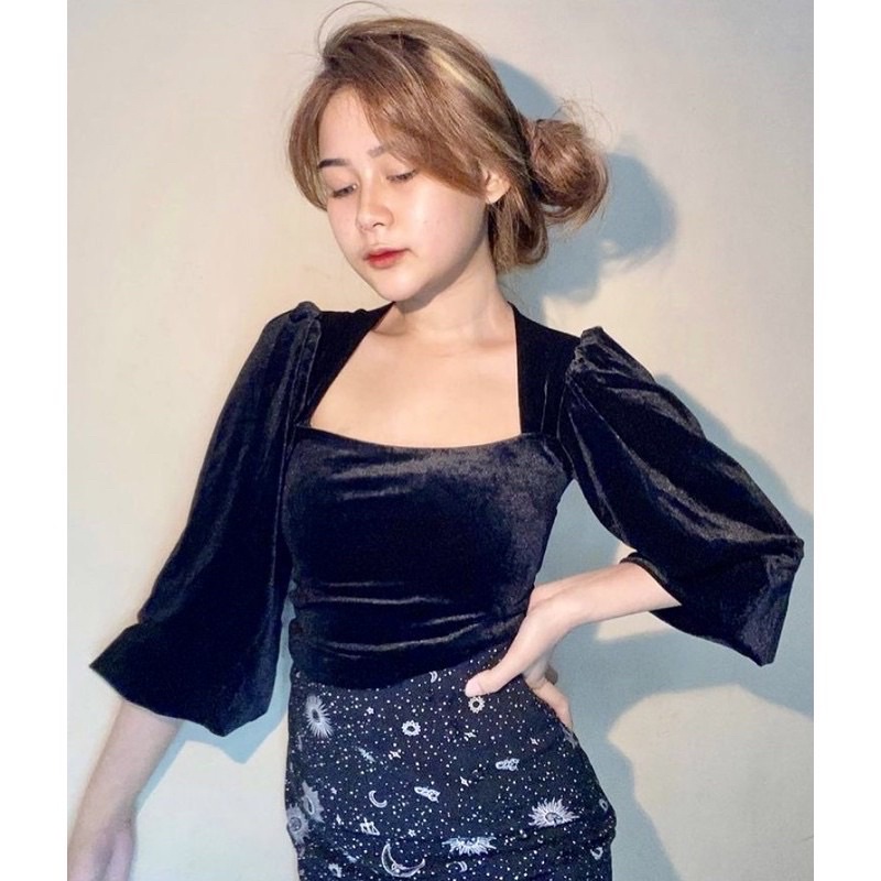 Velvet Blouse Patricia Square Neck Longsleeve Bludru Crop Top Black Hitam Wanita Atasan Sexy Girl Vi