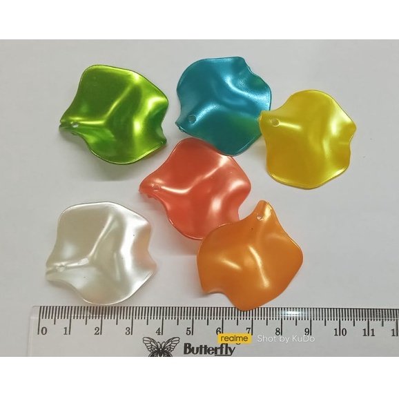 Mote/Manik  Keriting Mutiara Besar Rangkaian Bunga Akrilik/Aksesoris Kalung Kemasan 1/4 Pon
