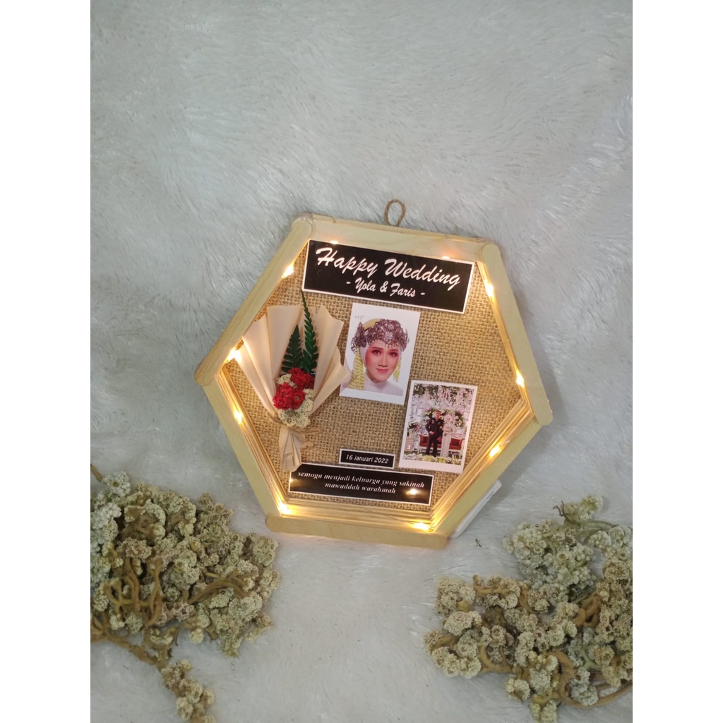 HEXA FRAME Part 2 . Kado Unik Ulang Tahun Kado Wisuda Anniversary Wedding Bunga Kering Hiasan Dinding-3