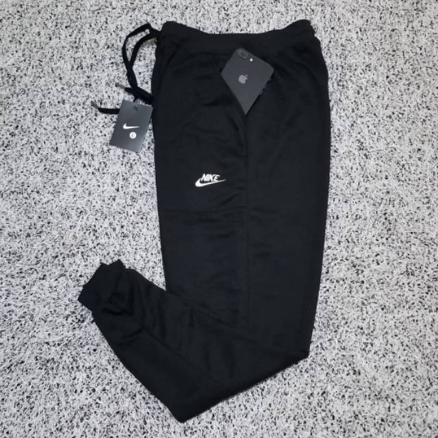 Celana jogger nike