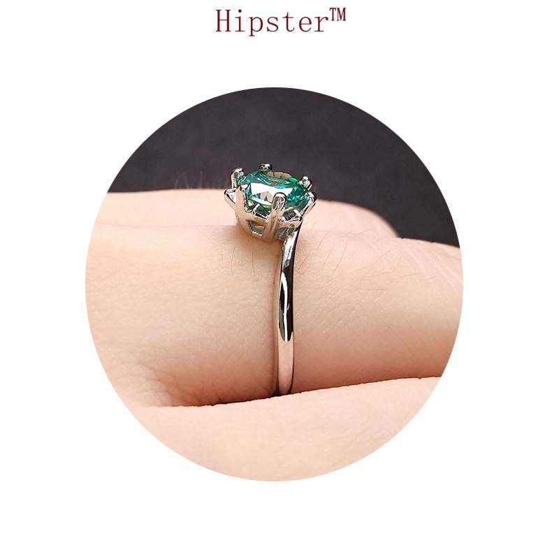 Hot Sale Fashionable Elegant Light Luxury Inlaid Emerald Ring