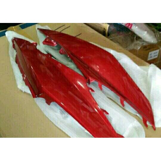 COVER BODY HONDA BEAT FI 2013 - 2015 WARNA MERAH HITAM PUTIH BIRU