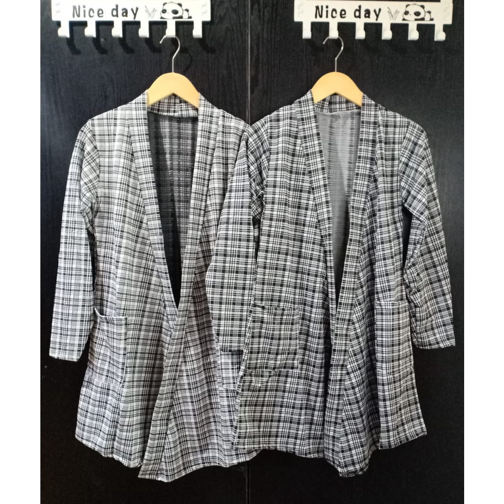 KARDIGAN MOTIF KOTAK MODEL KANTONG