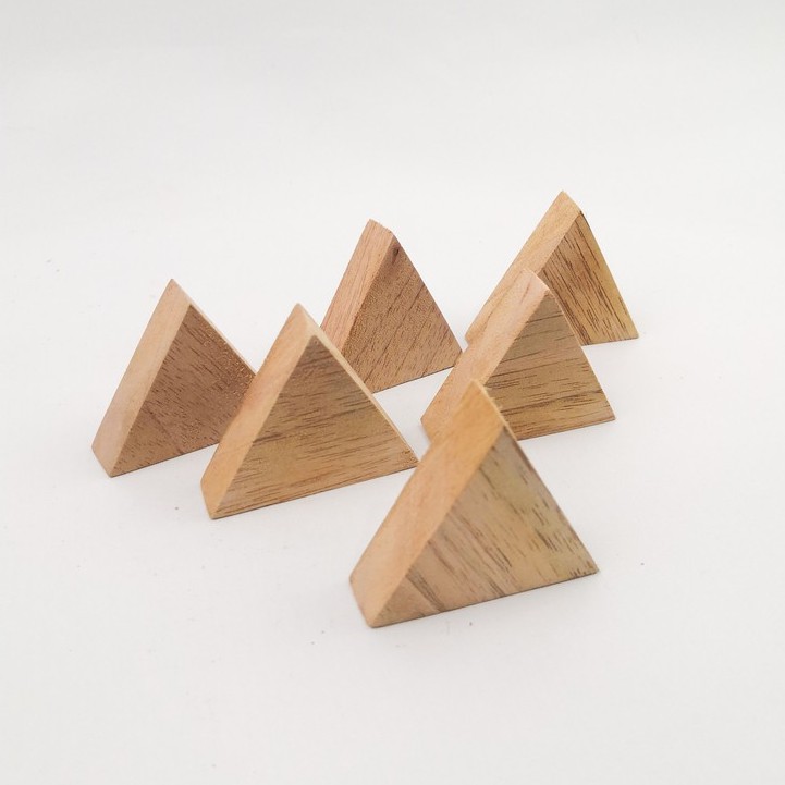 WOOD TRIANGLE | KAYU BERBENTUK SEGI TIGA KAYU SOLID