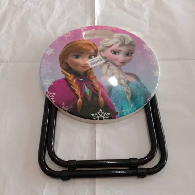 Kursi lipat / kursi bulat karakter