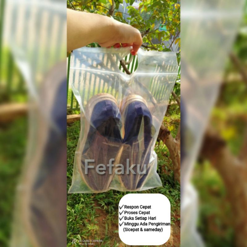 Plastik Plong ziplock / klip dgn Pegangan / Bolongan Tangan isi 50