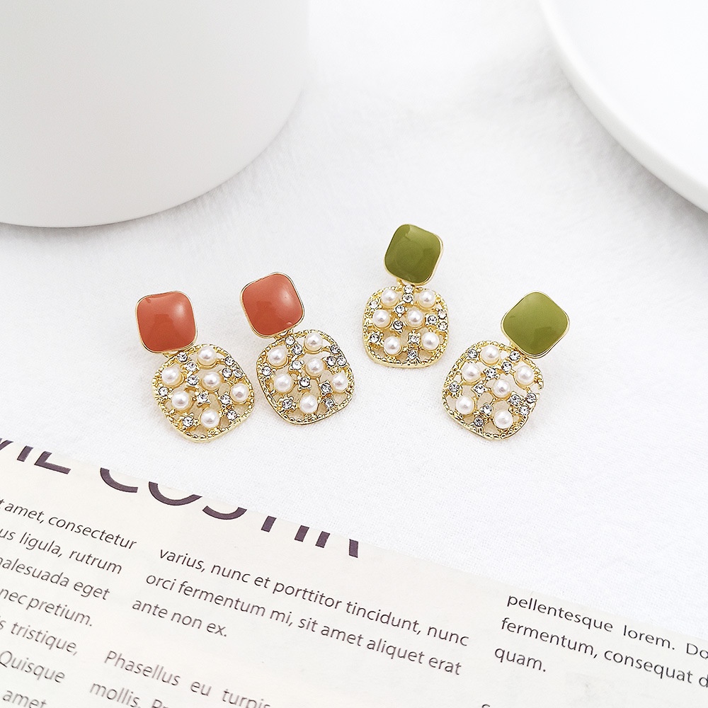 Anting Liontin Mutiara Persegi Mewah Ringan Prancis Anting-anting Wanita Hijau Zamrud Antik Kelas Atas-4