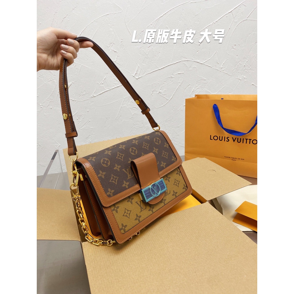 lv louis vuitton tas diagonal bahu rantai Daphne