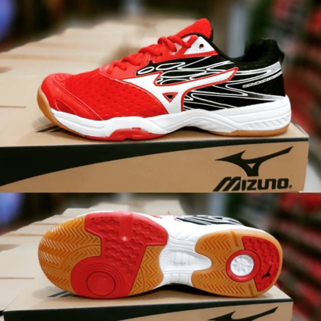 mizuno badminton shoes indonesia