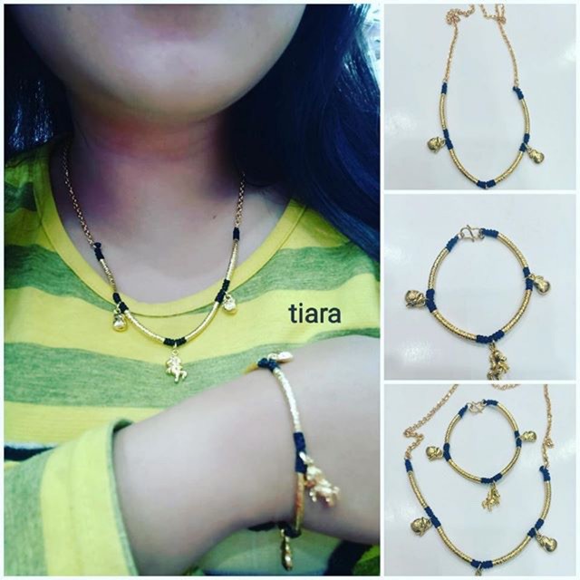 Satu set gelang dan kalung