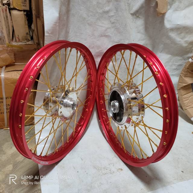 Velg Vixion OLD JariJari Gold Velg Merah