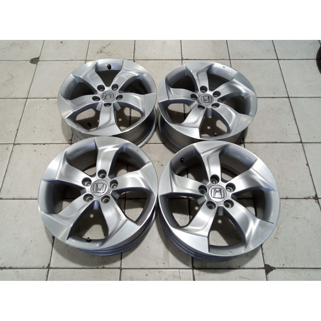 Velg Second Oem Hrv Ring 17 Pcd 5x114,3 Silver Polish