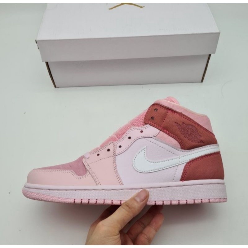 Nike Air Jordan 1 Mid Digital Pink