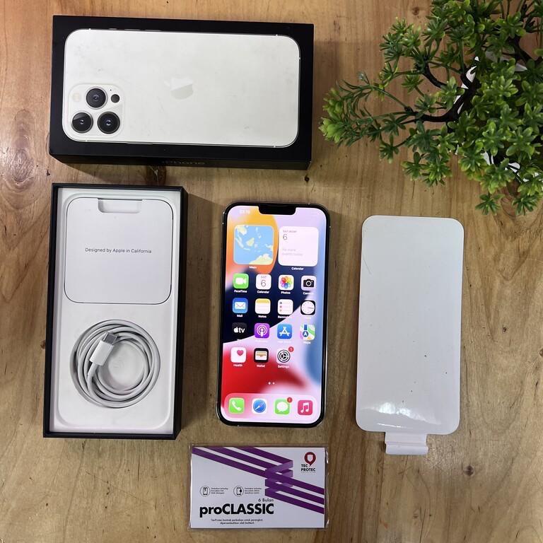 iPhone 13 Pro max 1tb 1000GB Silver Like new Garansi resmi iBox juli 2023