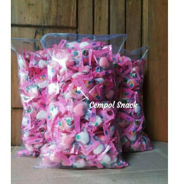 

Produk Premium.. [ 500gr ] Permen Yupi Strawberry Kiss Kiloan MVB