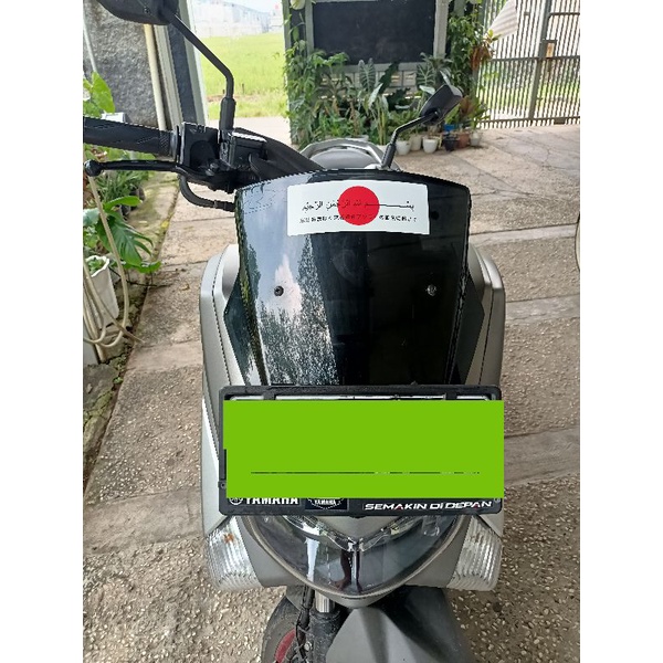 Sticker motor tulisan Jepang