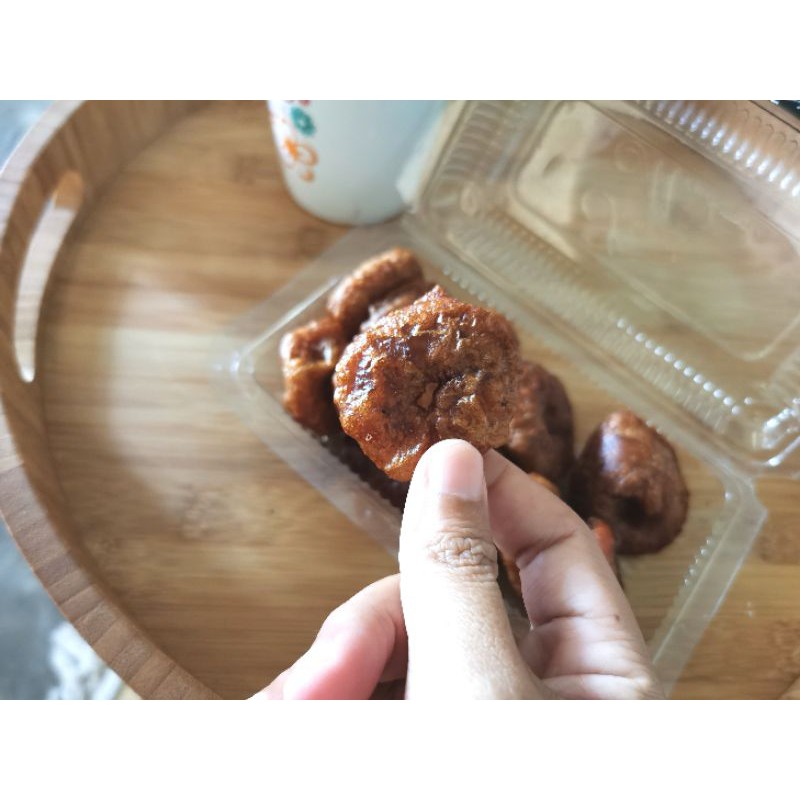 

CC - Kue Deram Deram