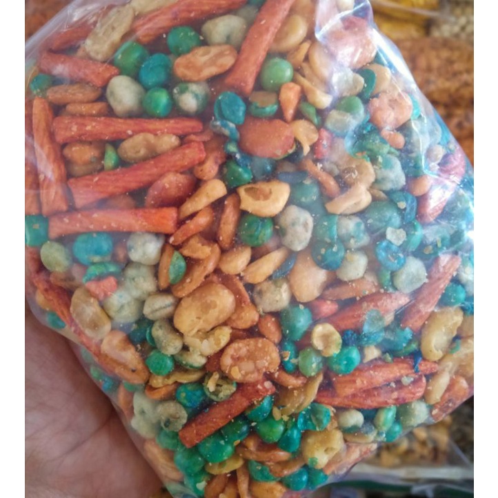 

Kacang mix/ Kacang campur jaipong 250 gram