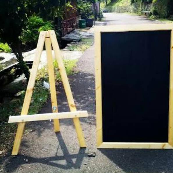 

YTerkinió Standing Papan Kapur, Standing Chalkboard ó