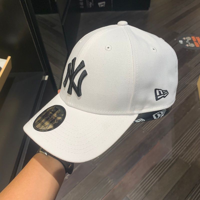 Topi New Era NY Yankees Cap - White/Black