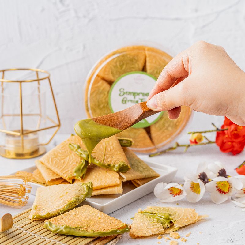 

KUE TRADISIONAL HOME MADE LOVES SEMPRONG ISI GREEN TEA VARIAN PREMIUM