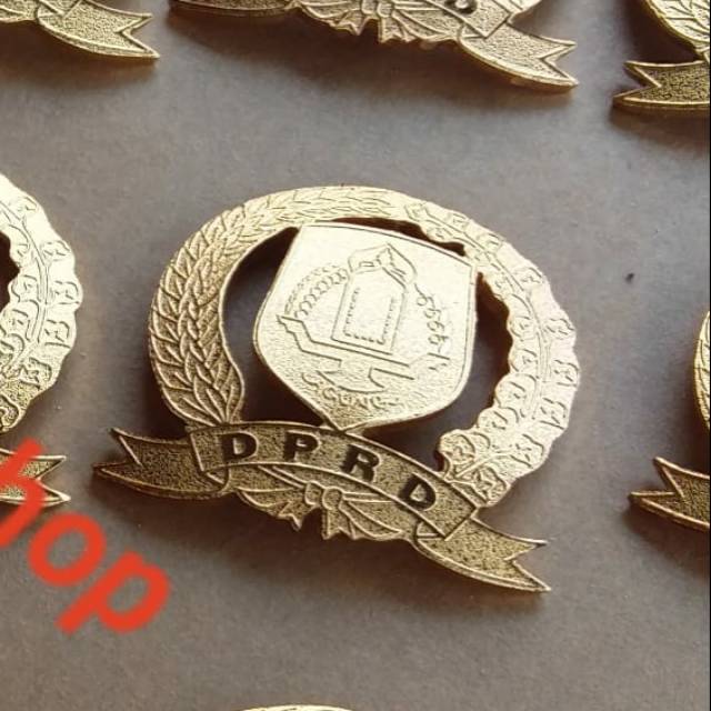 

PIN DPRD CUSTOM