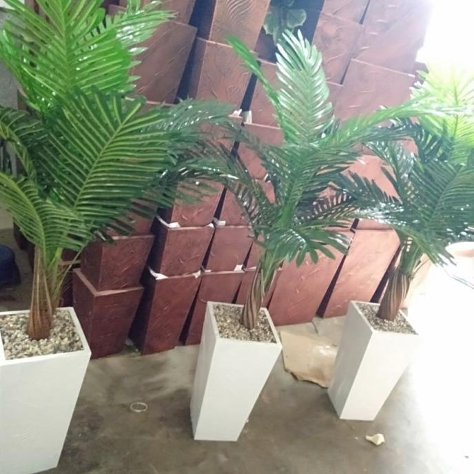 Pohon Bunga Hiasan Ruang Tamu Pojokkan Besar PALEM Dekorasi Ruang Tamu