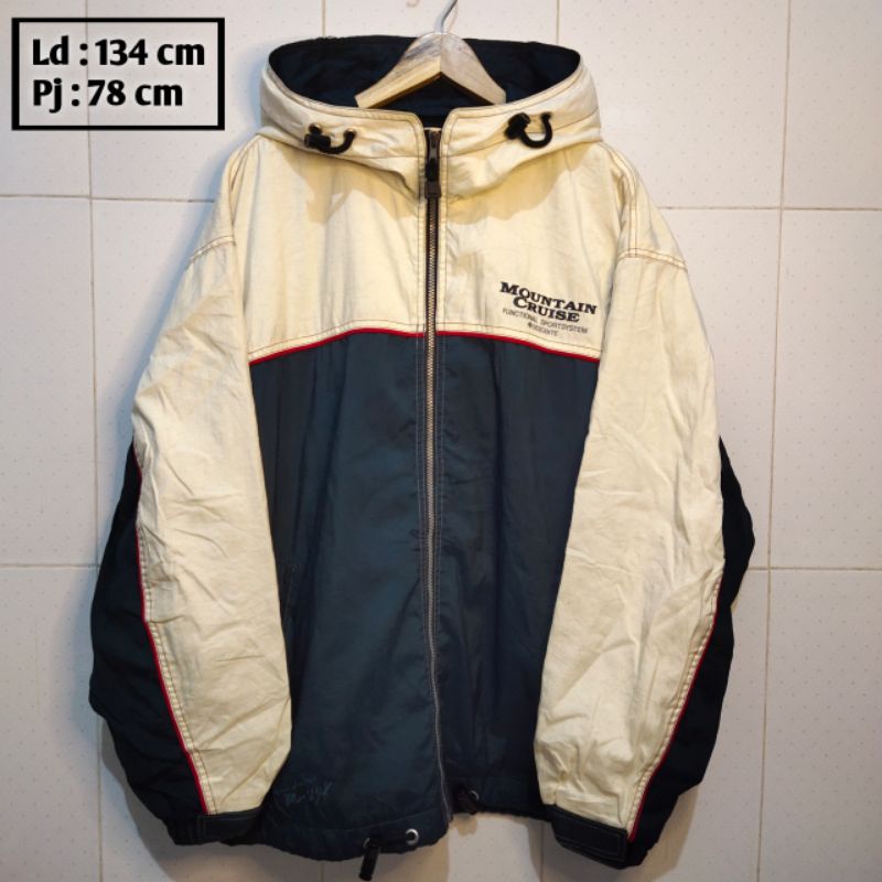 DESCENTE preloved branded jaket pria wanita cewek cowok thrift pl bekas second jacket outdoor gunung