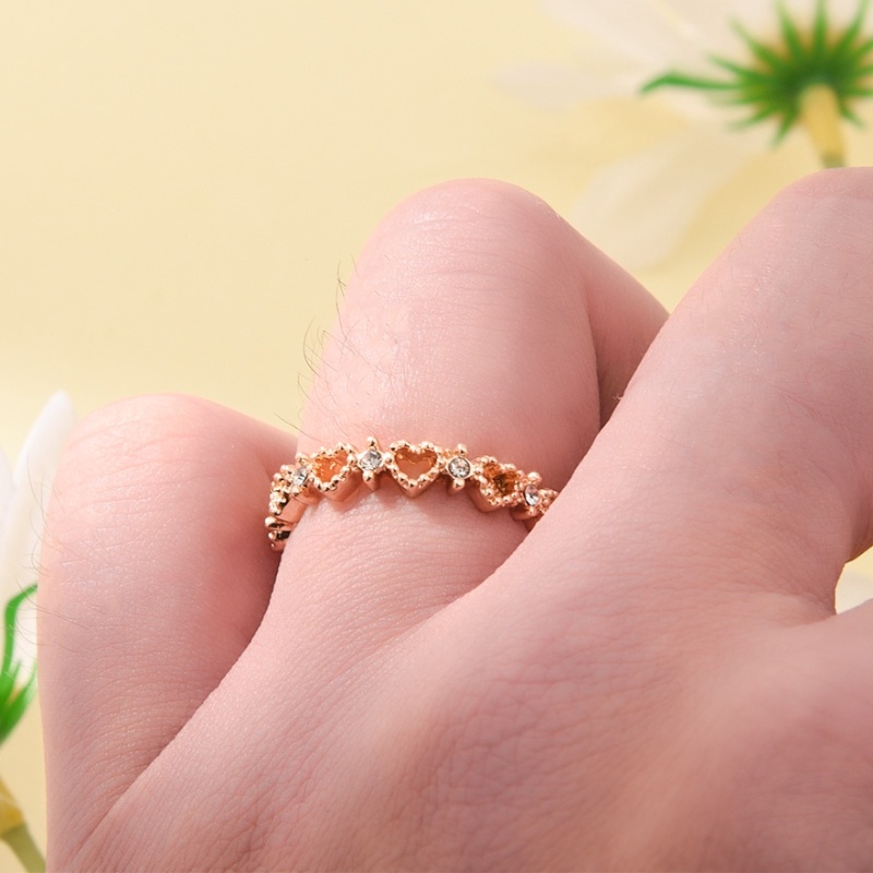Cincin Model Terbuka Adjustable Bentuk Hati Aksen Zircon Warna Emas