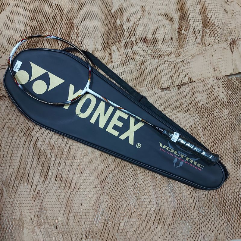 Raket Badminton Yonex Voltric 80