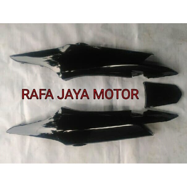 Cover Body Belakang New Honda Supra Fit 2006 Hitam