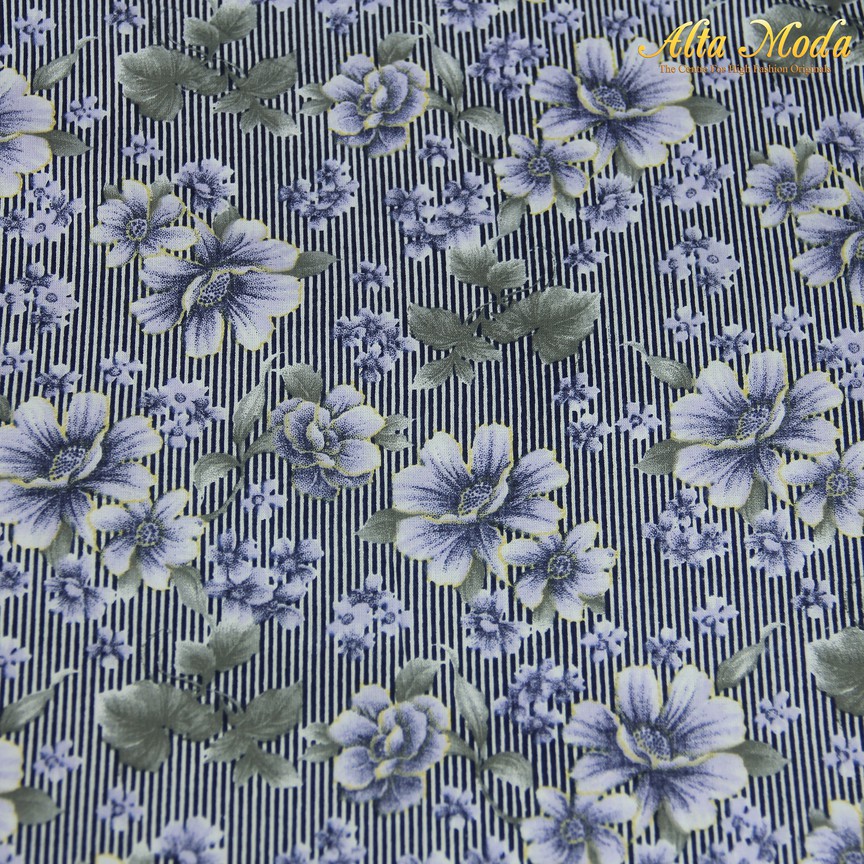 

Alta Moda Katun Motif Hitam Putih Garis Motif Bunga Biru (1M)