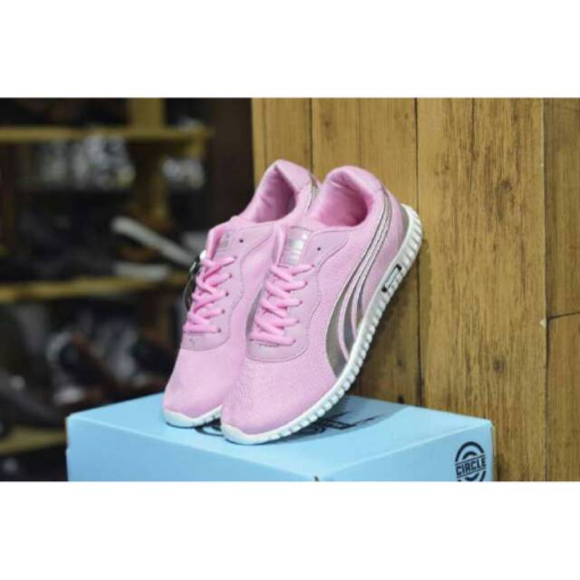 Puma Descendant Women