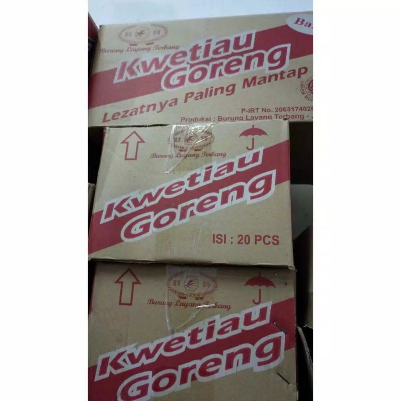 

kwetiau goreng cap burung layang terbang dua