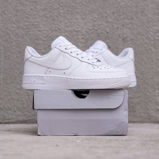 af1 white size 7