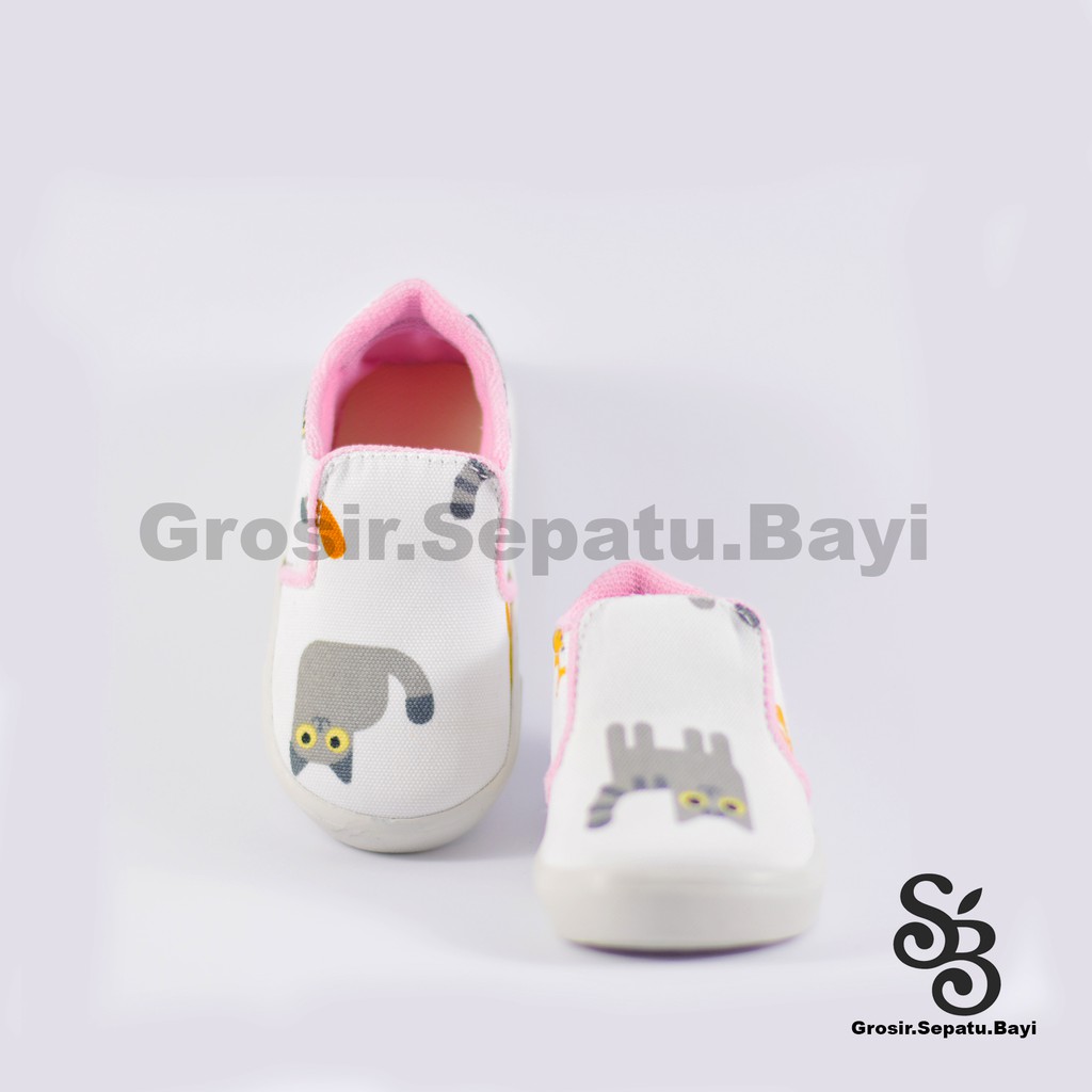 sepatu anak slip on motif kucing lucu murah