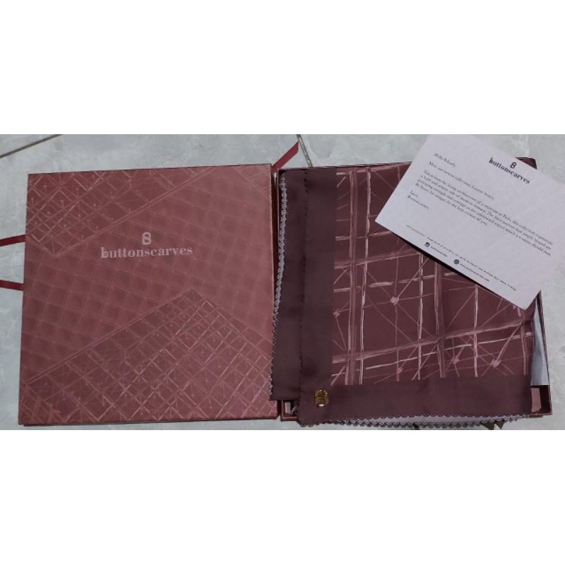 Buttonscarves Louvre Maroon