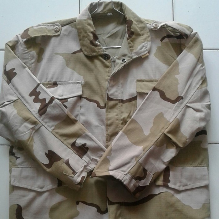 SKD          jaket Bolak balik loreng