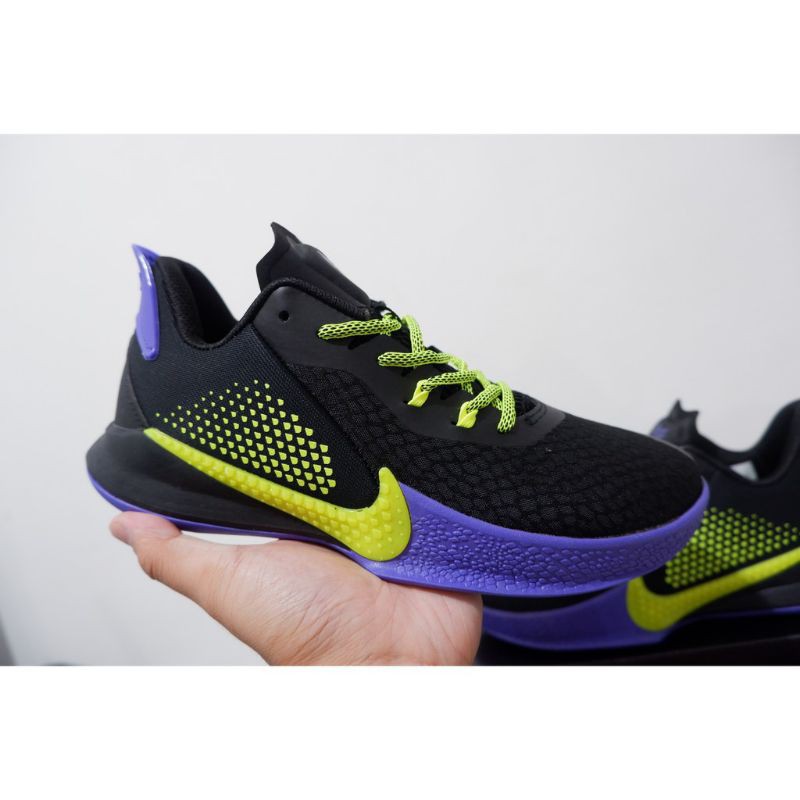 Sepatu Basket Kobe Mamba Fury Black Lemon