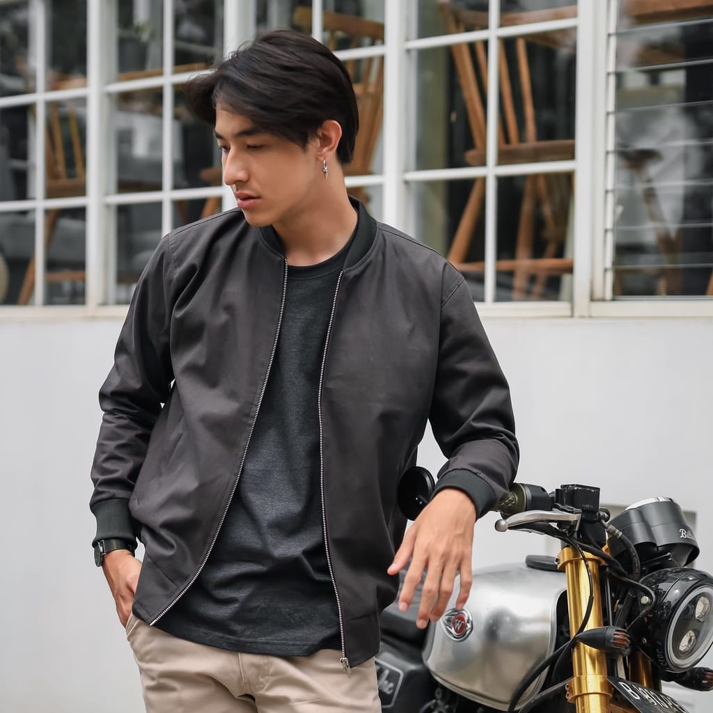 Bomber Jaket Polos Baseball Varsity Pria Wanita Anti Air Size L XL-abu