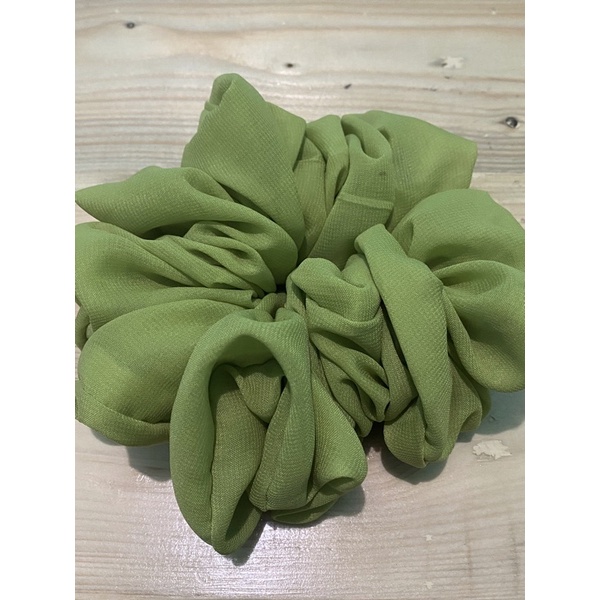scruncie jumbo cepol ikat rambut cepol ikat rambut jumbo-Mint