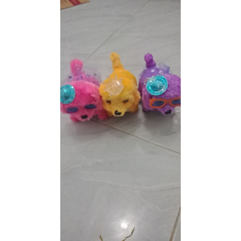 mainan anak  anjing anjingan nyala dan bisa  bunyi sambil jalan