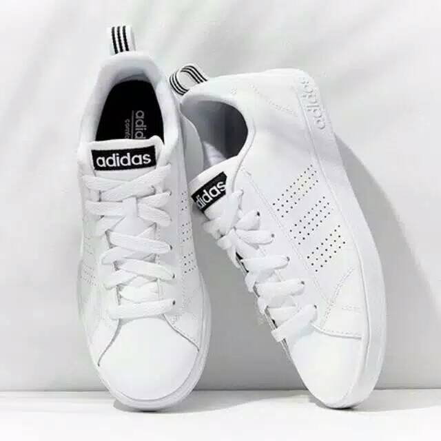 Sepatu adidas sport