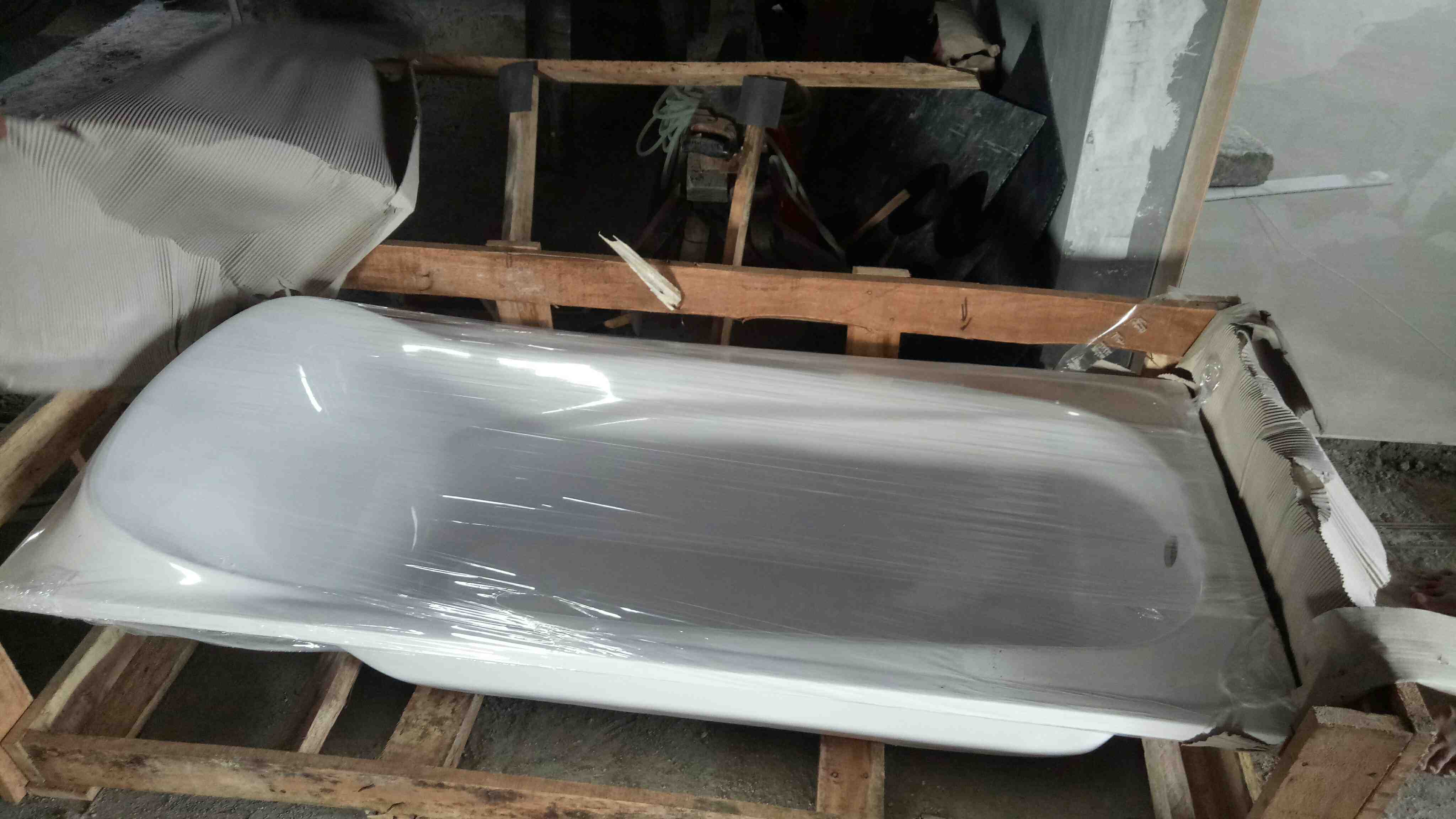 Paket Bathtub Marble Dengan Avur Bathtub Kuningan M. Angelo