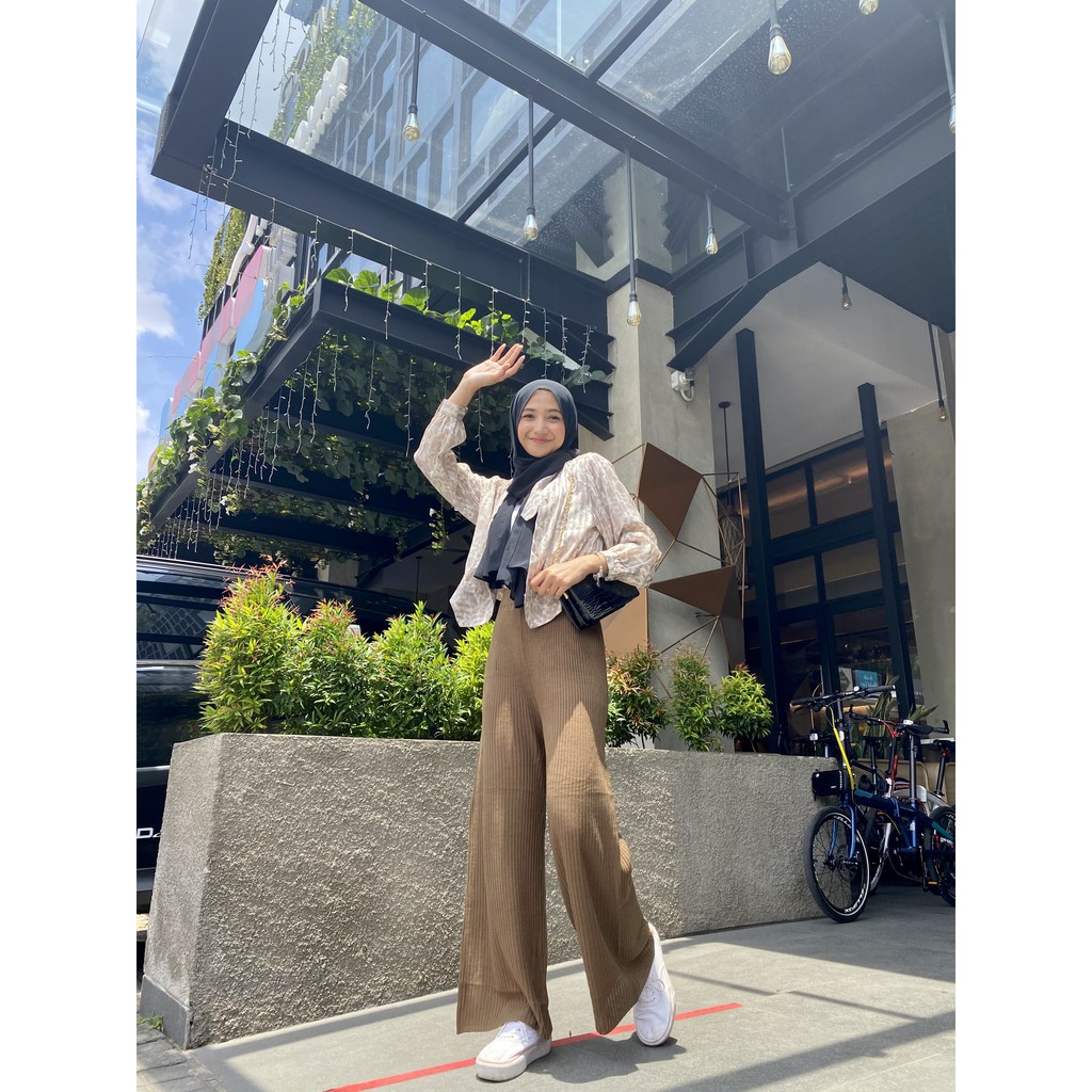 Zelonica Coco Pants Celana Bahan Rajut