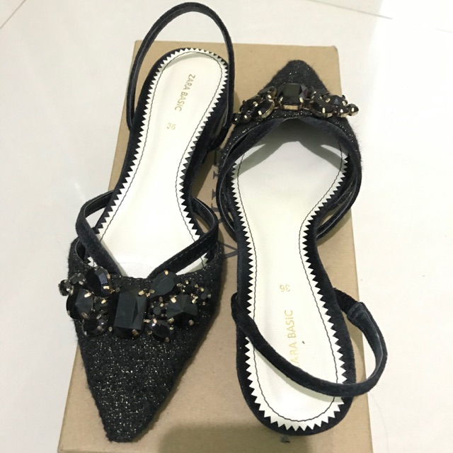 Preloved Flatshoes Zara original. Sz 36 black