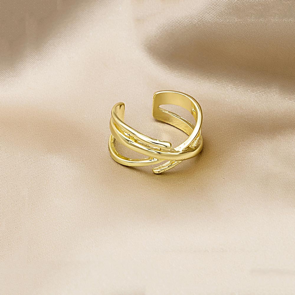 Cincin Bentuk Geometris Twisted Bahan Metal Warna Gold Silver Untuk Wanita